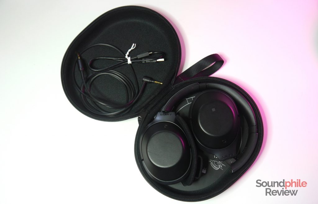 Sony MDR-1000X carrying case and accessories