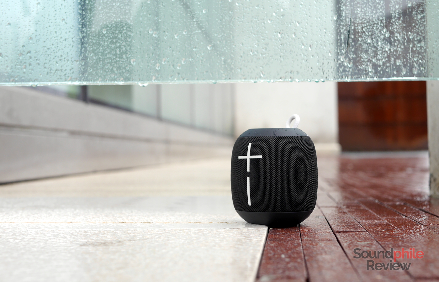 UE WONDERBOOM review a dive into musical waters Soundphile Review