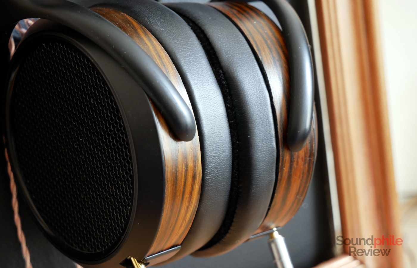 HiFiMAN HE-560