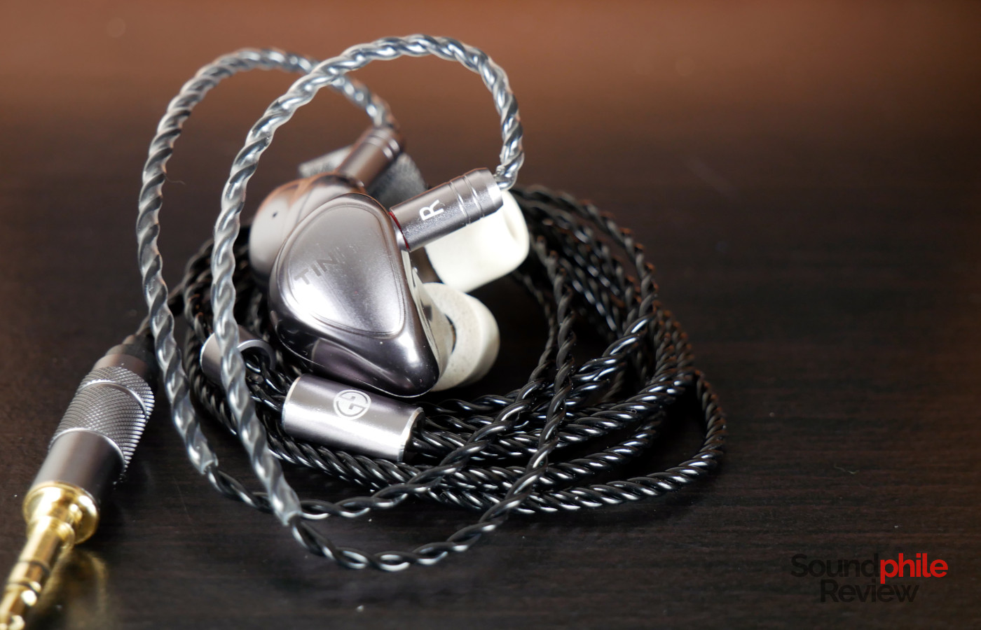 Review: Mrice E300 Earphones