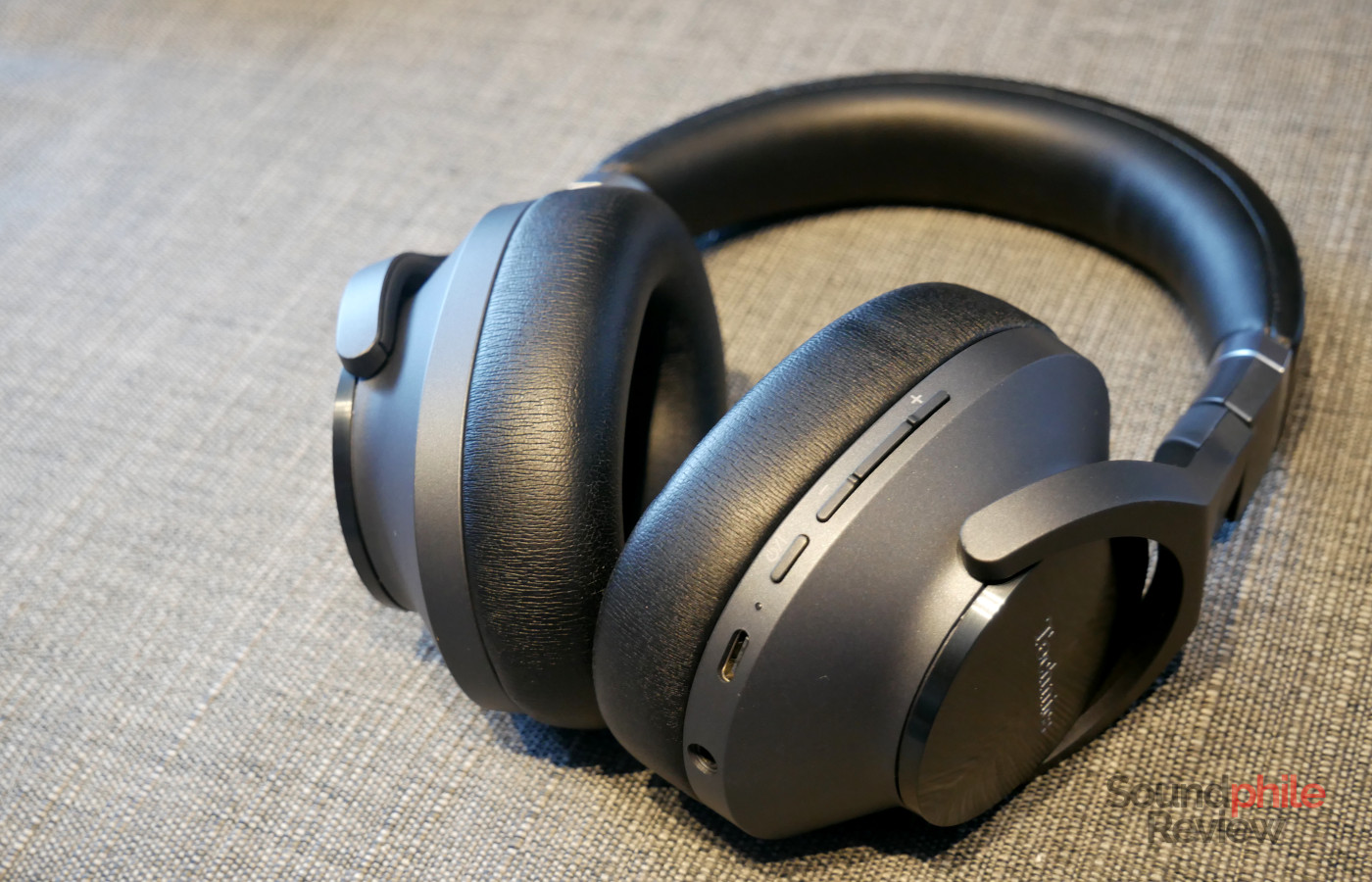 Technics EAH-A800 Review: Great Sound, Battery Life