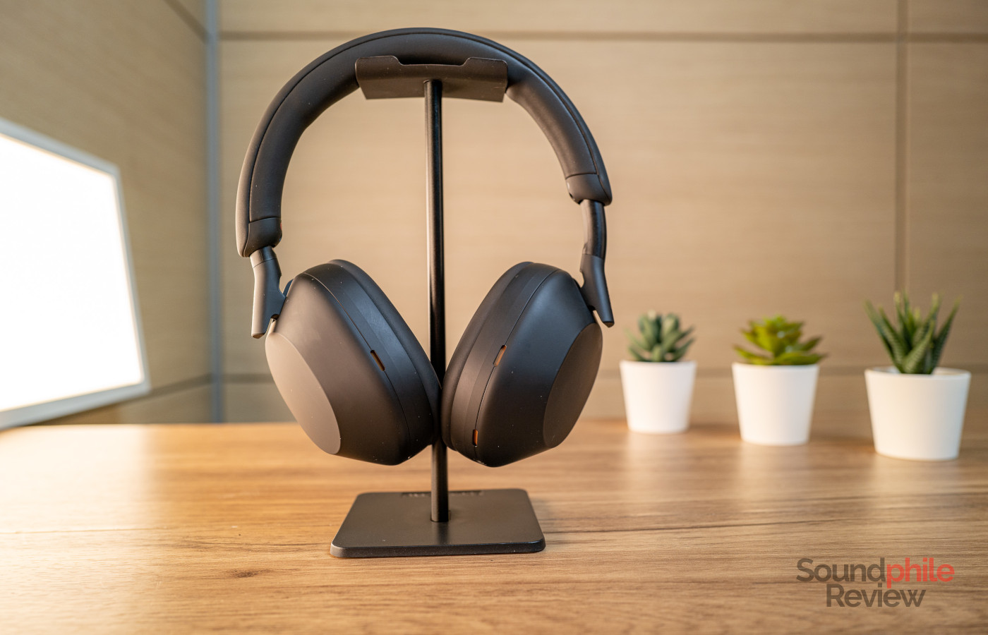 Review: Sony WH-1000XM5 ANC Headphones Set a New Standard