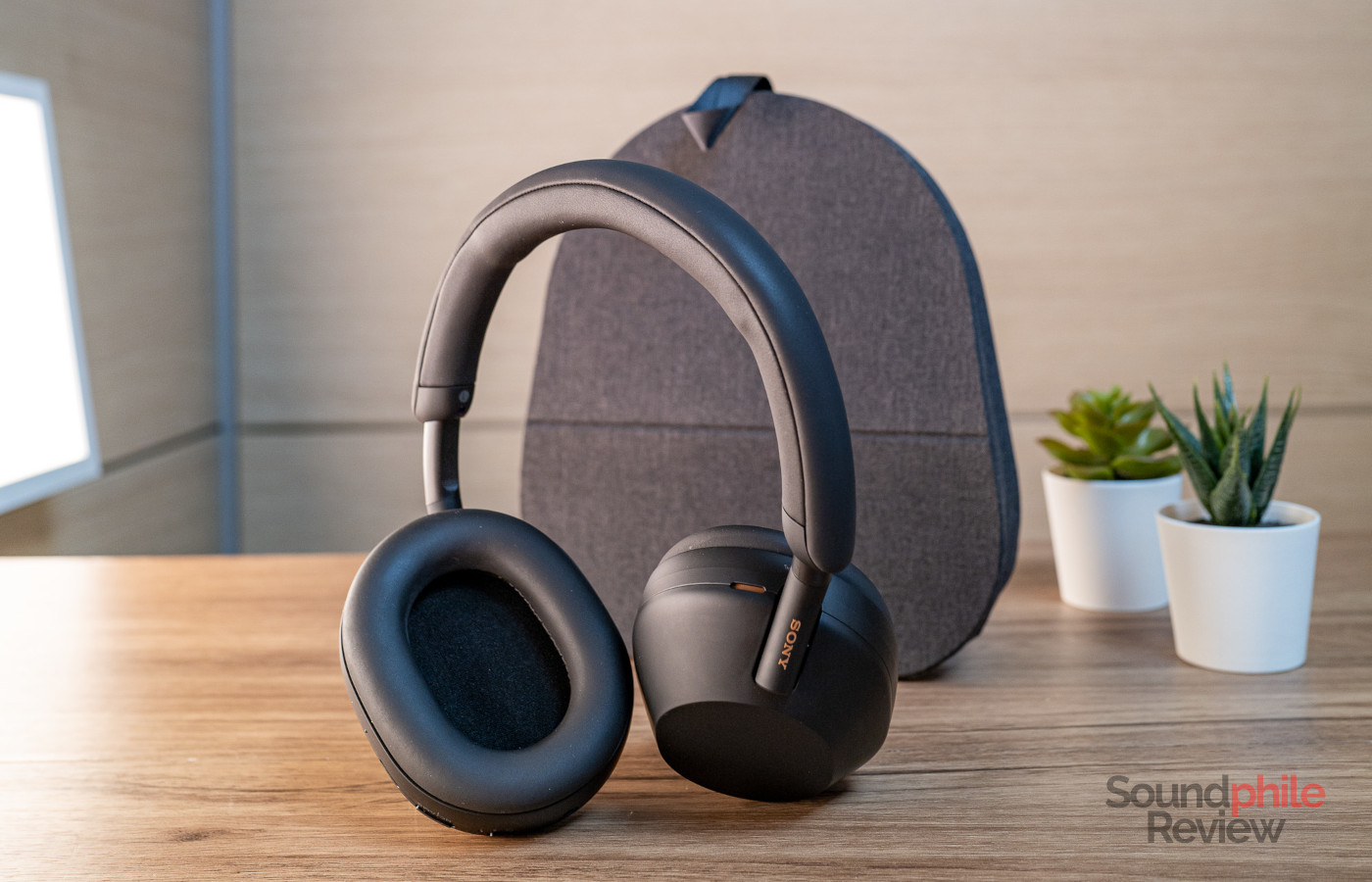 Sony WH-1000XM5 Review: Accomplished, Absorbing