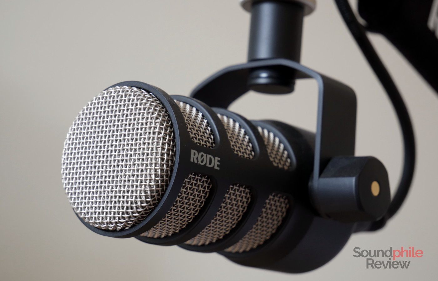 R DE PodMic Review Go to Microphone Soundphile Review