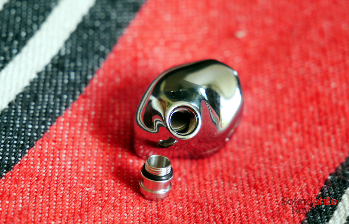 The Hidizs MK10 ArcSonic feature replaceable nozzles to alter the tuning